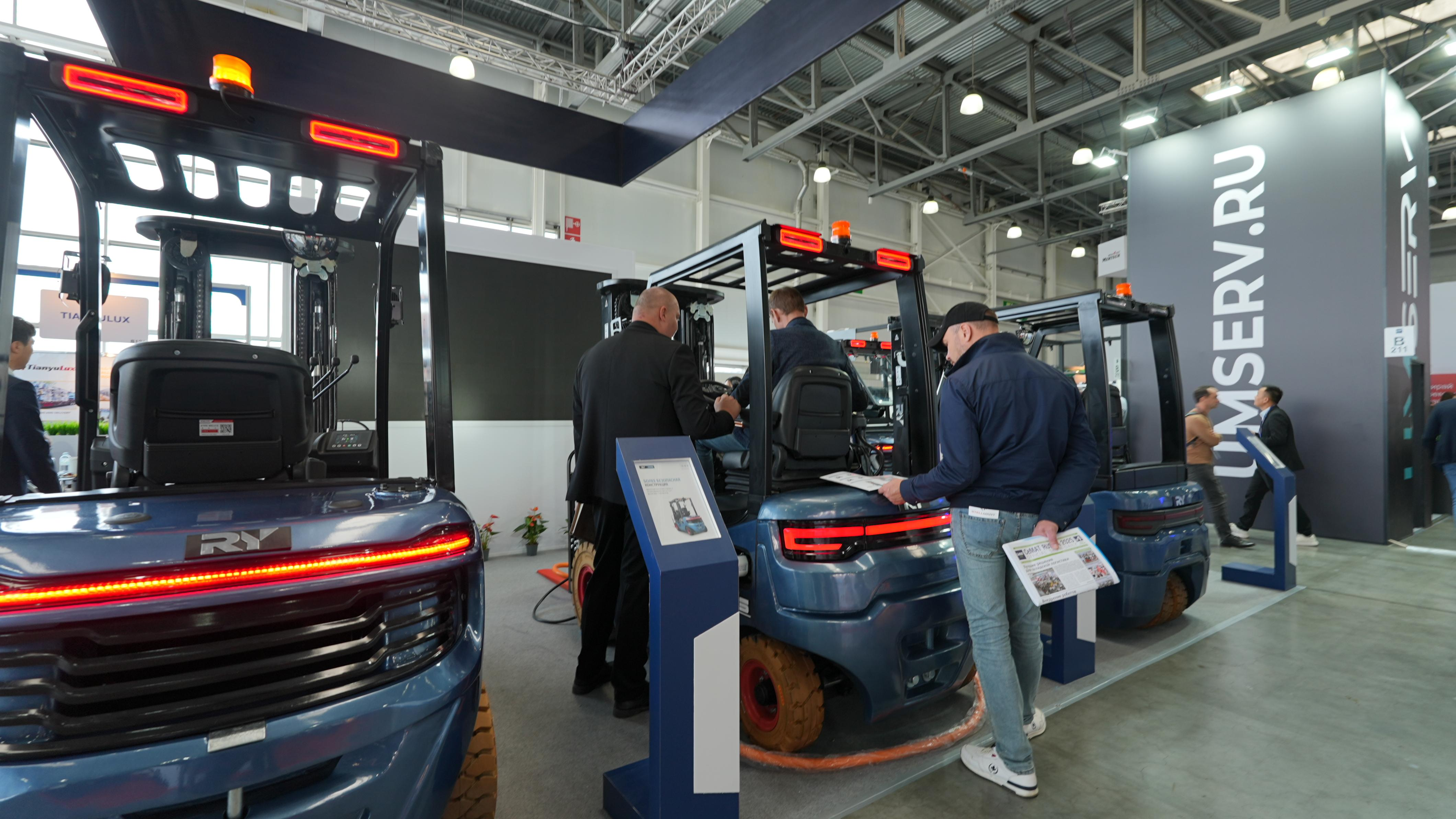 Spotlight on Core Products, Demonstrating Technical Strength Spotlight on Core Products, Demonstrating Technical Strength